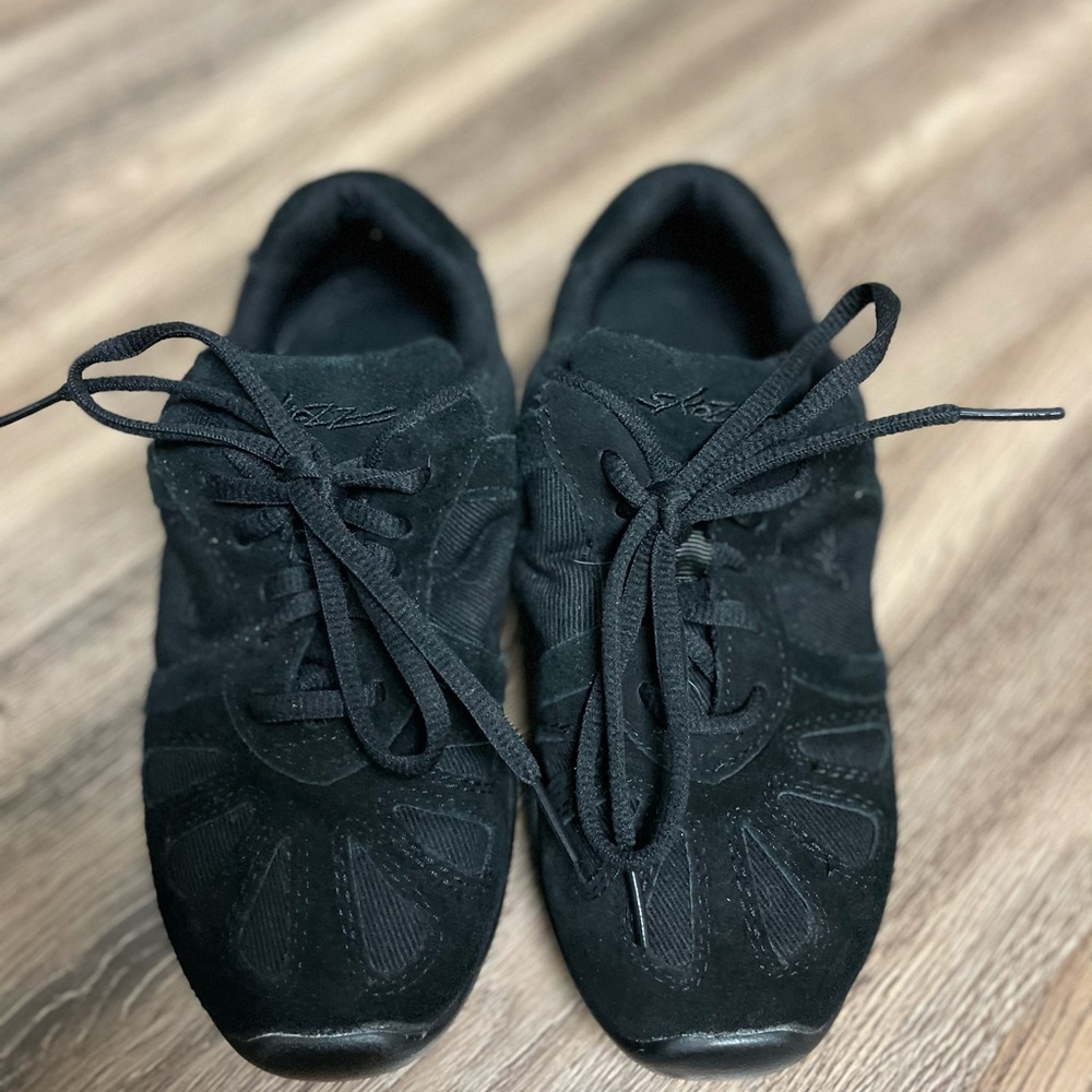 Dance sneakers for kids